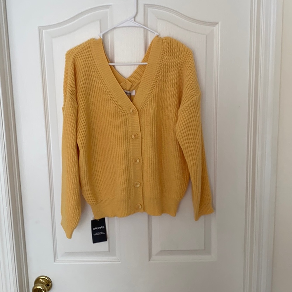 Storets v-neck two way cardigan size small